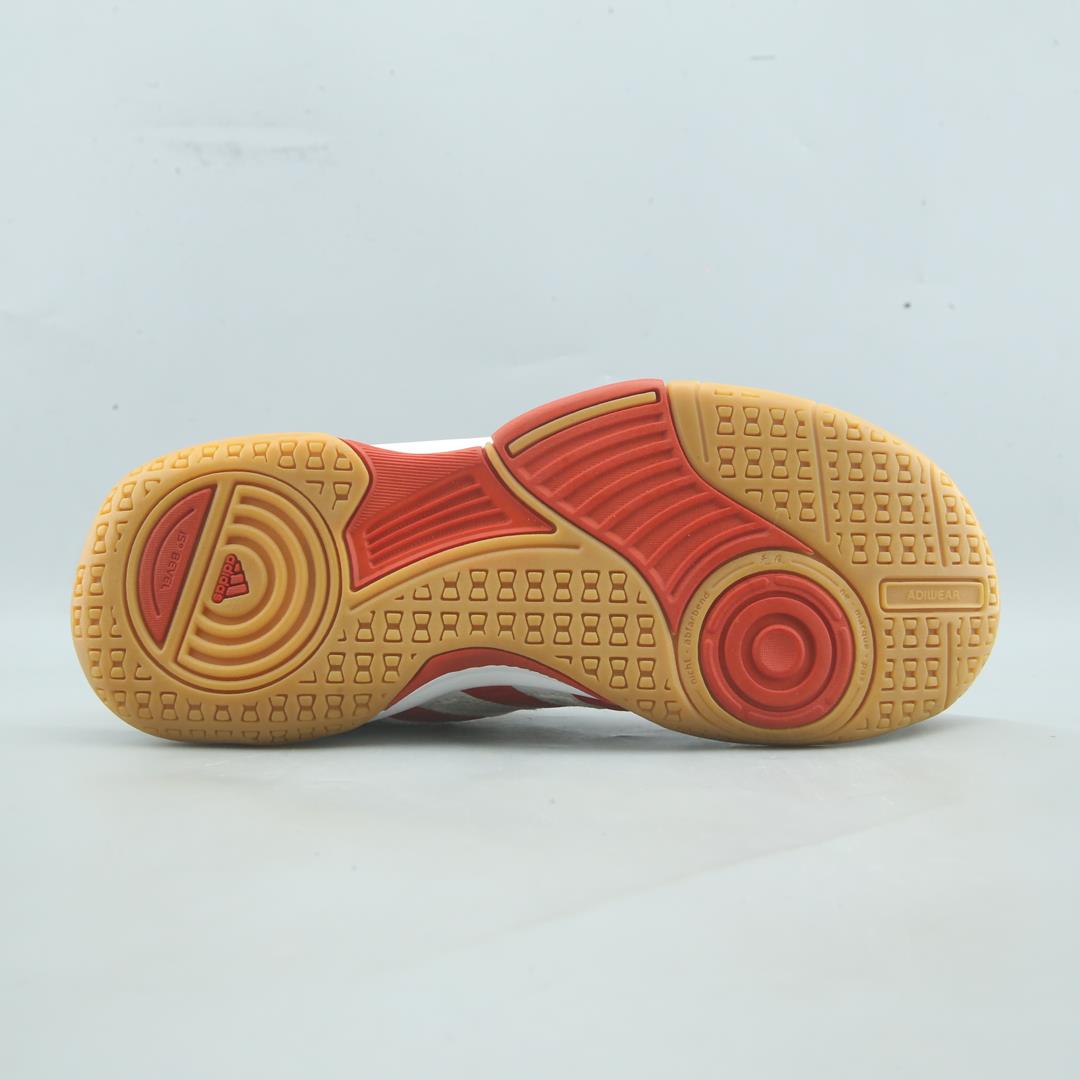 ADIDAS ESSENCE X