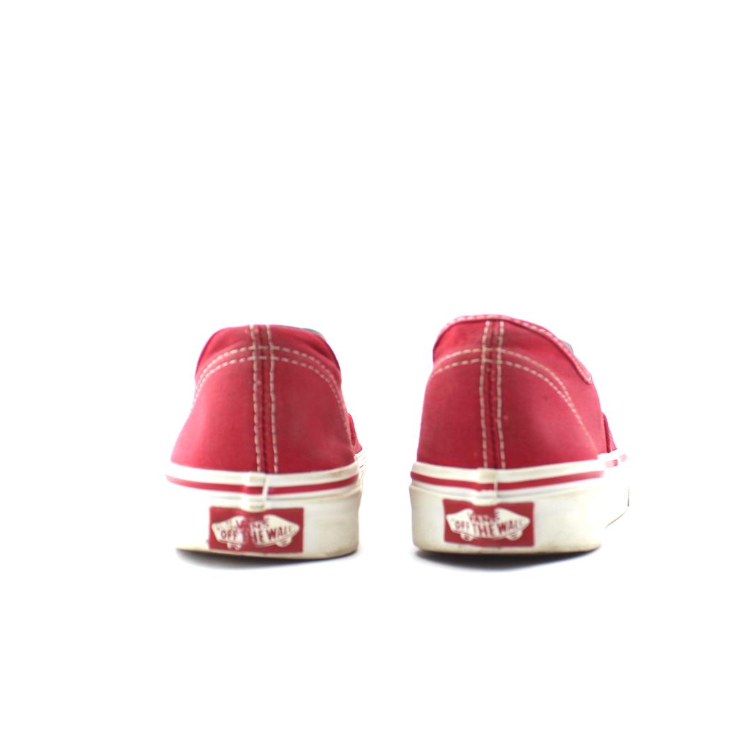 VANS AUTHENTIC