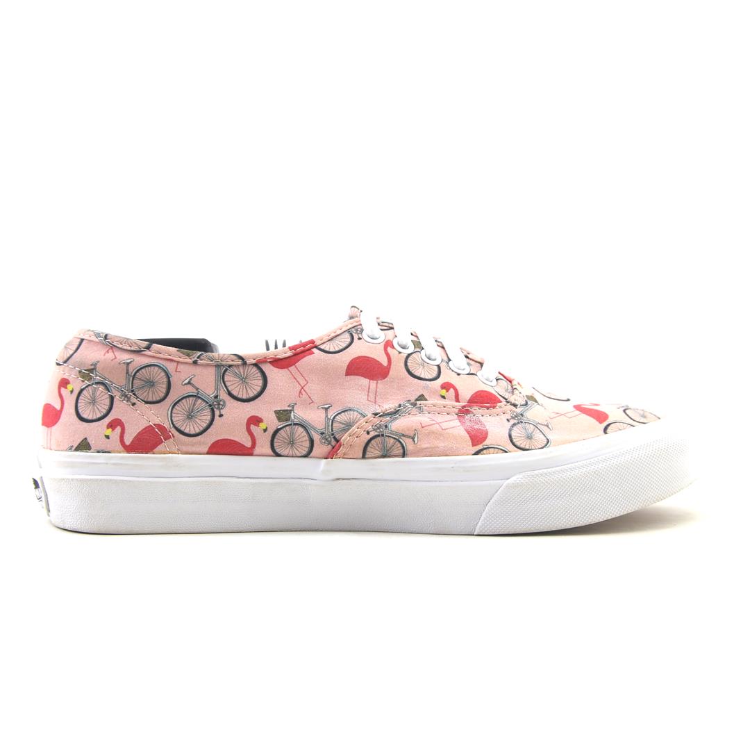 VANS AUTHENTIC