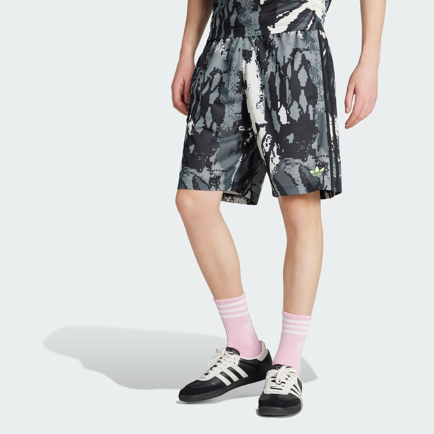 Men's adidas Archive AOP Short 9-inch Inseam