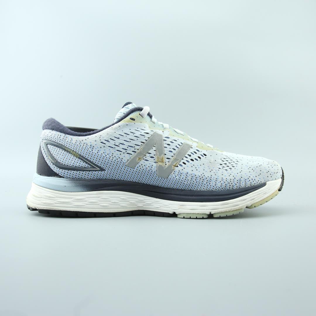 NEW BALANCE 880V9