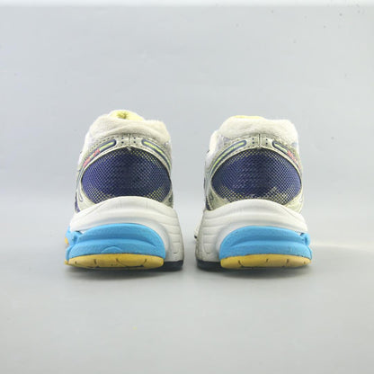 NEW BALANCE 860V4