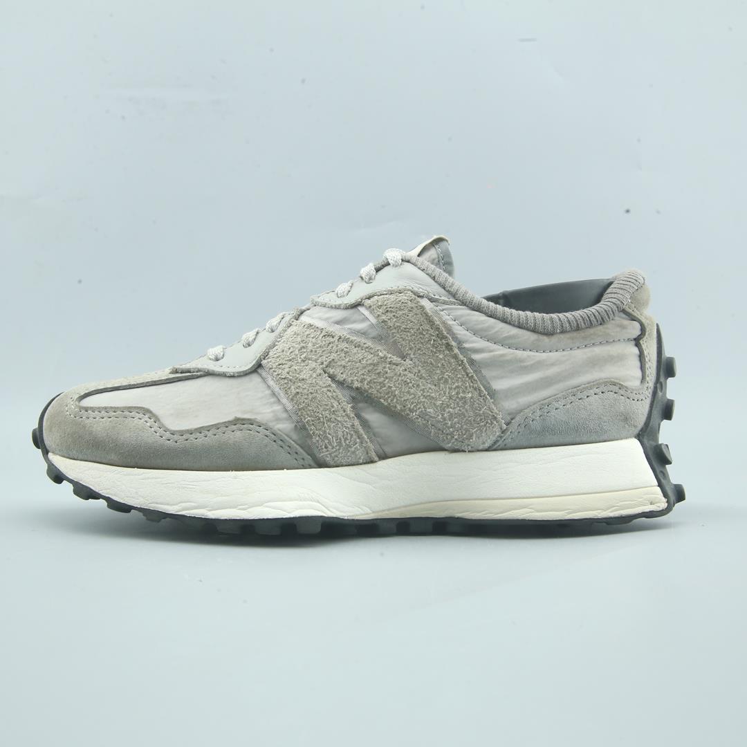 NEW BALANCE 327