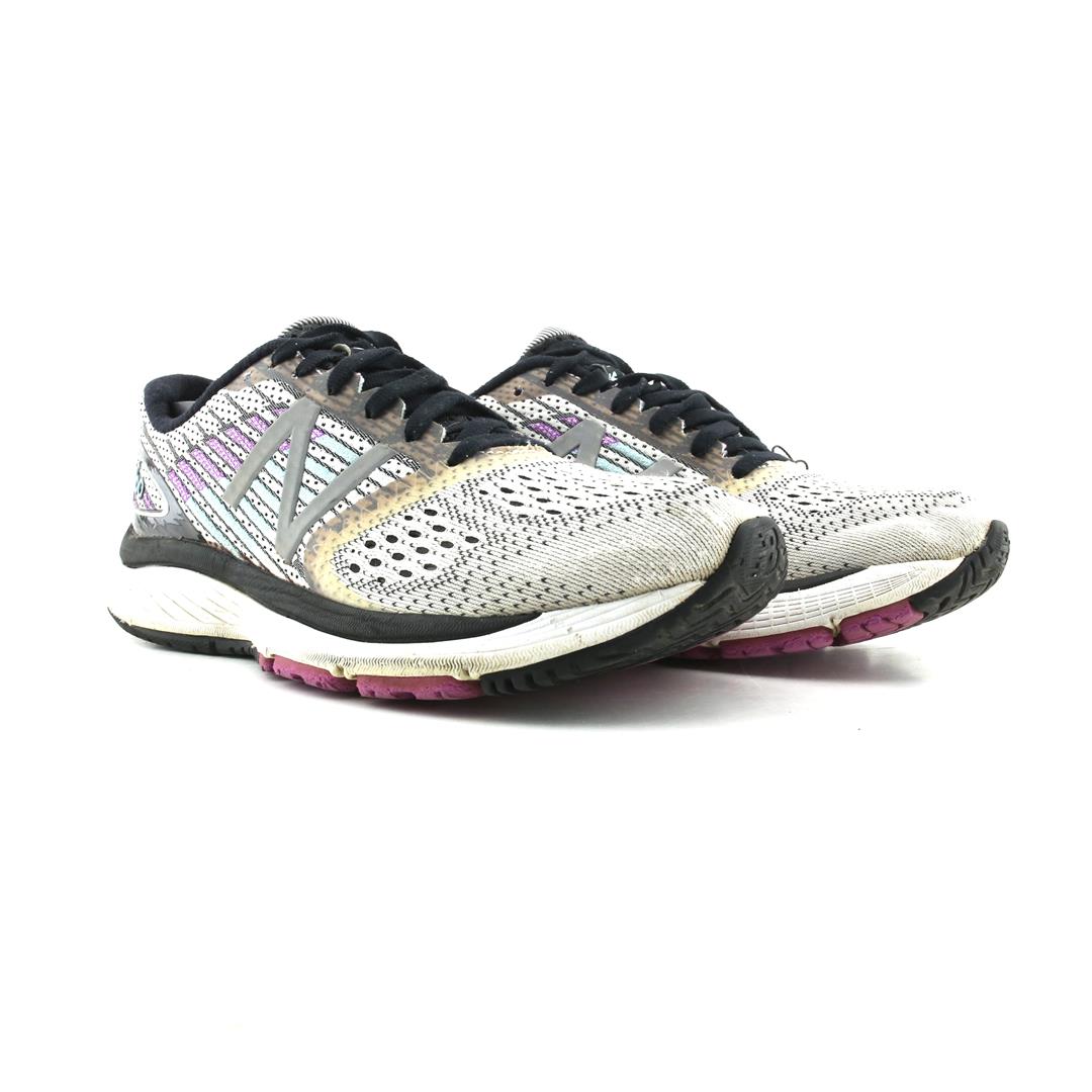 NEW BALANCE 860V9
