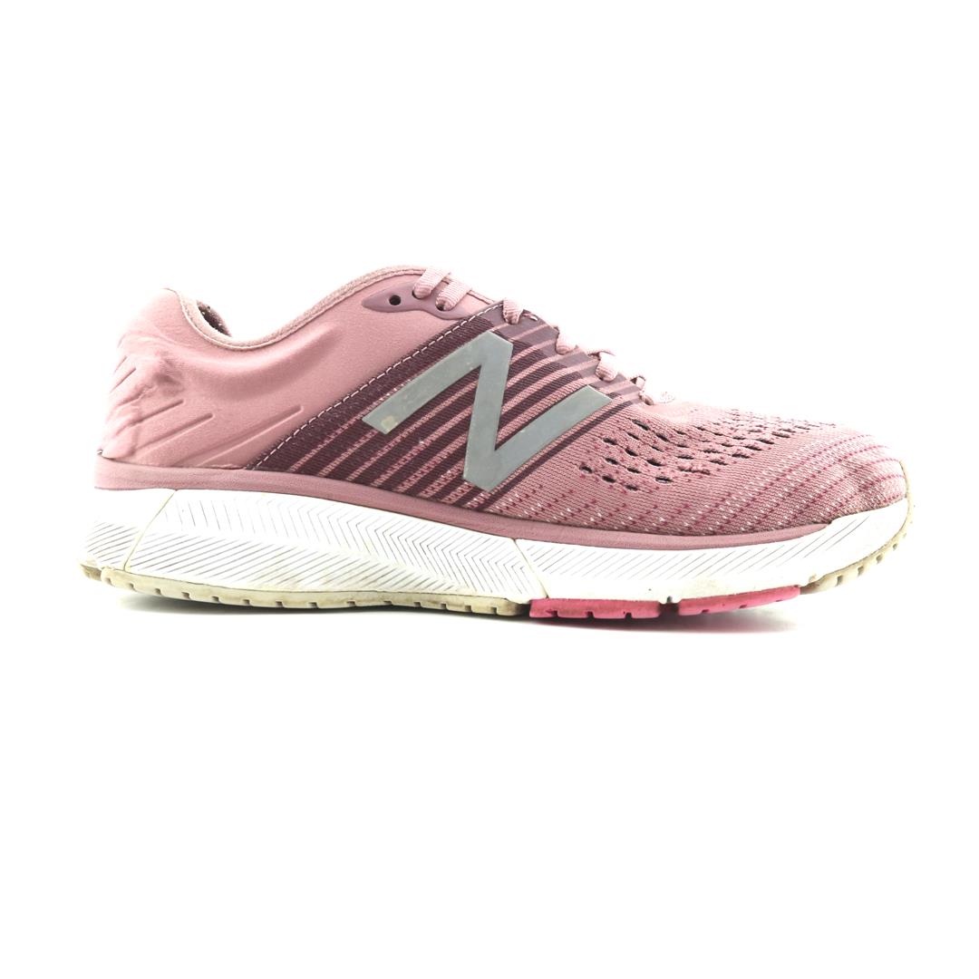 NEW BALANCE 860V10