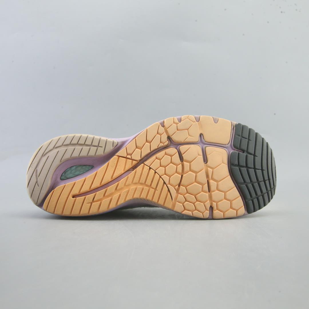NEW BALANCE FRESH FOAM X 860V12