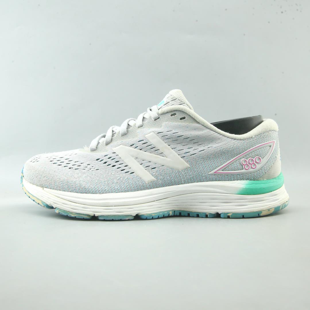 NEW BALANCE 880V9