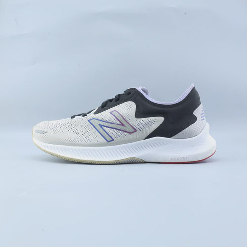 NEW BALANCE PESU V1