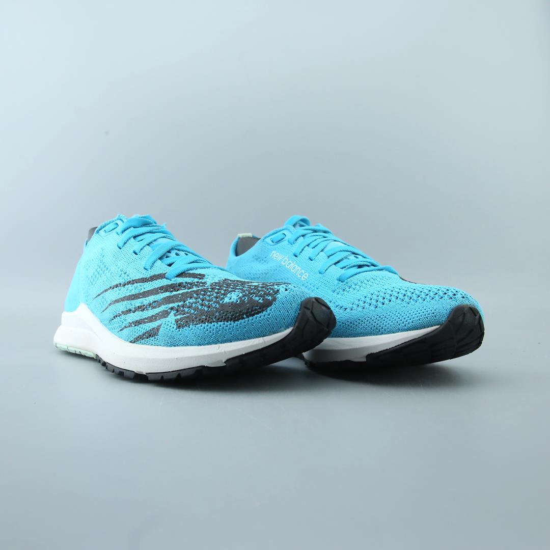 NEW BALANCE 1500 V6