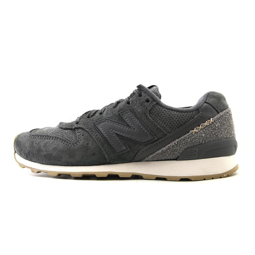 NEW BALANCE 696