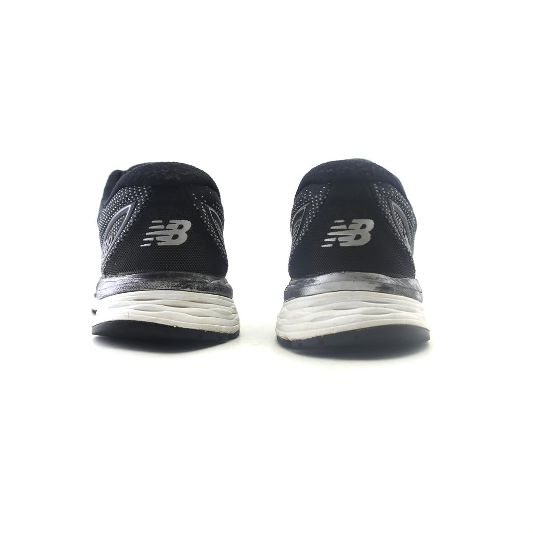 NEW BALANCE 880 V9