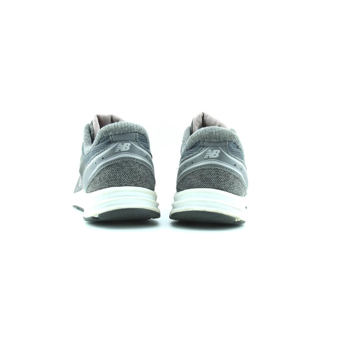 NEW BALANCE 635 V2