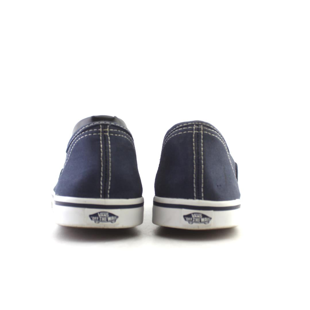 VANS AUTHENTIC