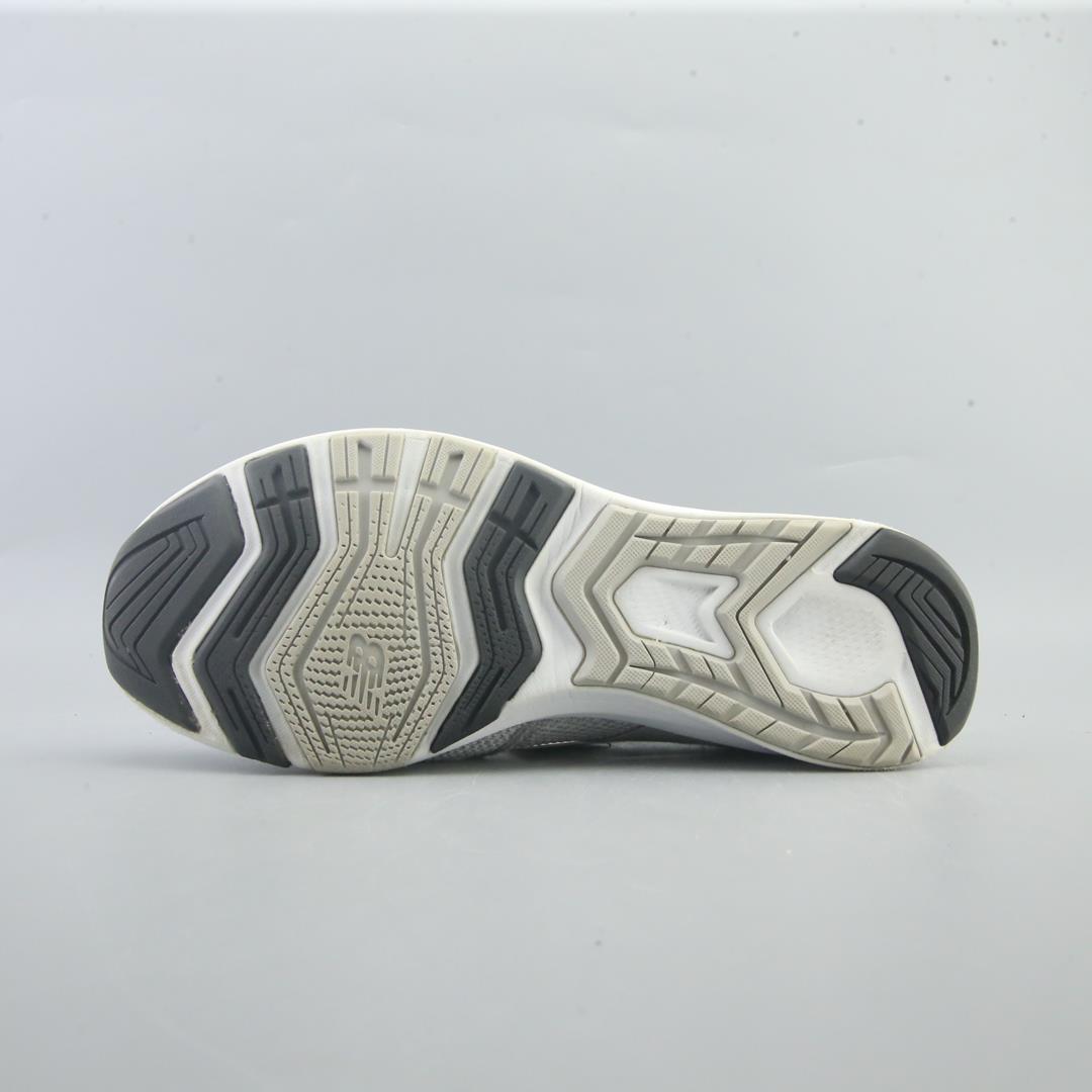 NEW BALANCE FUELCORE NERGIZE V1