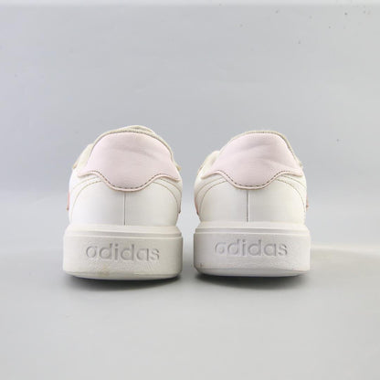 ADIDAS COURTBLOCK