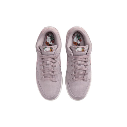 Nike Dunk Low Now Accepting All Flowers Black (W)